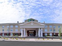 Holiday Inn Express & Suites Ironton