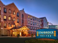 Staybridge Suites Omaha 80th and Dodge