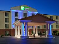 Holiday Inn Express & Suites Murray