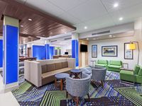 Holiday Inn Express & Suites Chanute
