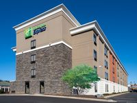 Holiday Inn Express & Suites Greensboro-(I-40 @ Wendover)