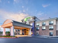 Holiday Inn Express & Suites Colorado Springs-First & Main