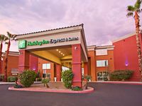 Holiday Inn Express & Suites Scottsdale - Old Town