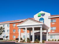 Holiday Inn Express & Suites Oroville Lake