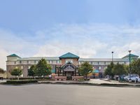 Holiday Inn Express & Suites Elk Grove Central - HWY 99