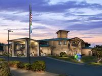 Holiday Inn Express & Suites Arcata/Eureka-Airport Area