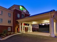 Holiday Inn Express & Suites Malvern