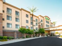 Holiday Inn & Suites Goodyear - West Phoenix Area