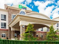 Holiday Inn Express & Suites Long Island-East End