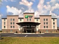 Holiday Inn Express & Suites Evansville North