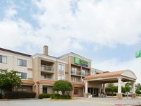 Holiday Inn Express Tifton
