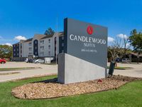 Candlewood Suites Lafayette - River Ranch