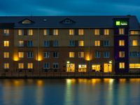 Holiday Inn Express Cardiff Bay