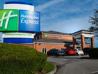 Holiday Inn Express Manchester - East