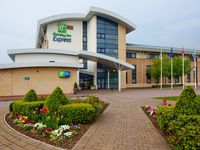 Holiday Inn Express Northampton - South