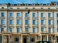 Holiday Inn Express London - Victoria