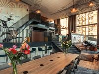 Holiday Inn - the niu, Fender Amsterdam
