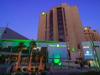 Holiday Inn Suites Kuwait Salmiya