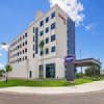 瓜纳卡斯特机场希尔顿欢朋酒店 (Hampton by Hilton)朋酒店