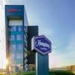 布莱克本希尔顿欢朋酒店 (Hampton by Hilton)酒店