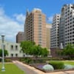 奥斯汀市中心议会大厦希尔顿逸林套房酒店