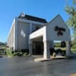 林代尔泰勒希尔顿恒庭酒店 (Hampton)酒店