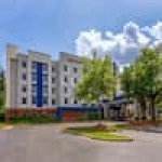 塔拉哈西 10 号州际公路托马斯维尔路希尔顿欢朋套房酒店