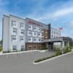 米德兰希尔顿恒庭酒店 (Hampton)朋酒店