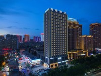 阿克苏世纪广场逸扉酒店