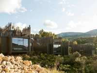 Vivood Landscape Hotel