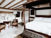 Temple Guiting Manor & Barns
