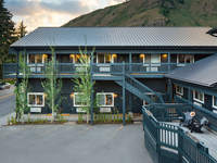 Anvil Hotel