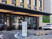 普里什蒂纳市美居酒店